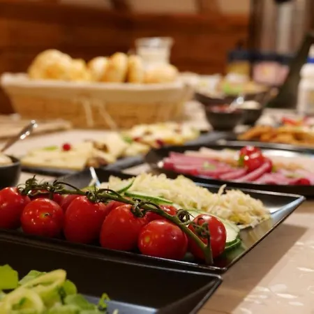 Castle Wellness Bed & Breakfast