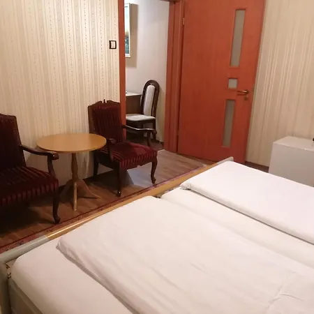 Castle Wellness Bed & Breakfast