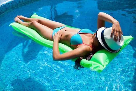 Bed & Breakfast Castle Wellness